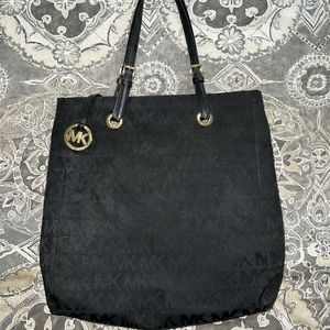 Michael Kohrs Tote